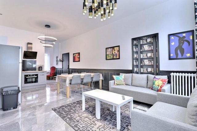 Les Appartements Fenelon Le Cateau-Cambresis Bagian luar foto