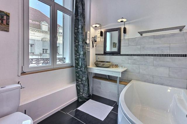 Les Appartements Fenelon Le Cateau-Cambresis Bagian luar foto