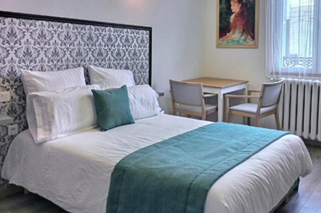 Les Appartements Fenelon Le Cateau-Cambresis Bagian luar foto