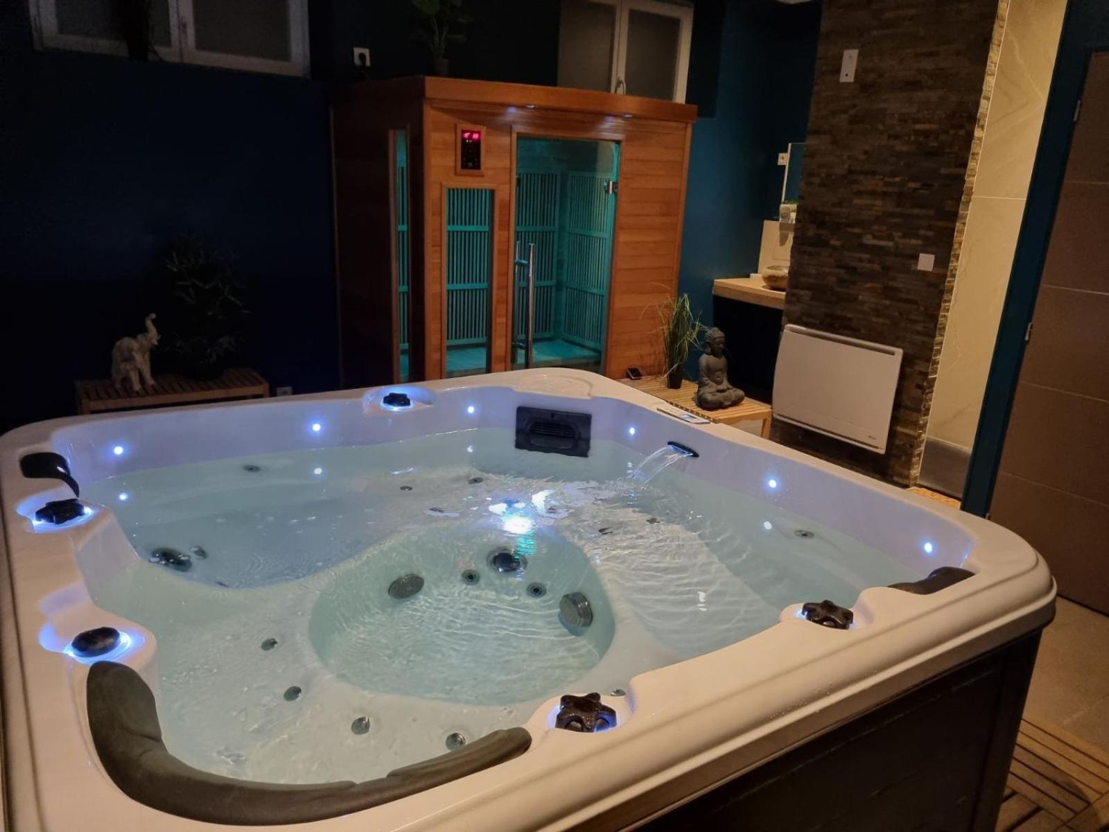 Les Appartements Fenelon Le Cateau-Cambresis Bagian luar foto